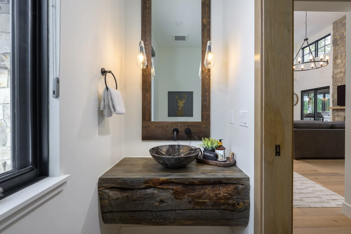 Pole Creek Luxury Home 739 #2