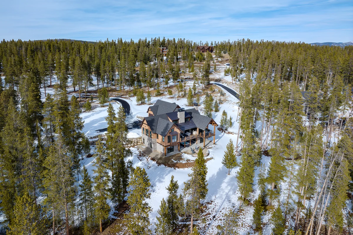 Pole Creek Luxury Home 739 #38