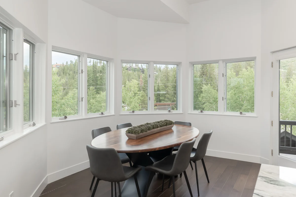 Vasquez Mountain Luxury Chalet #2