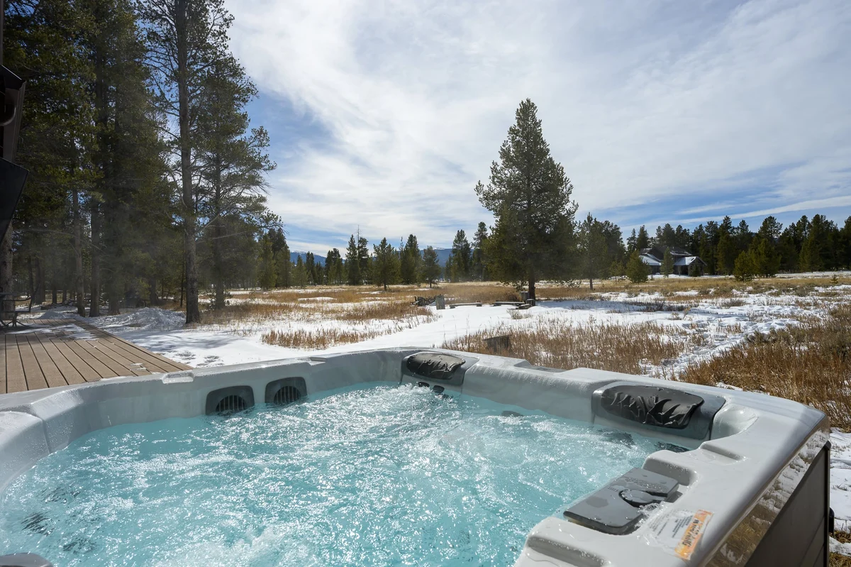 Mountain Retreat Luxury Home #26