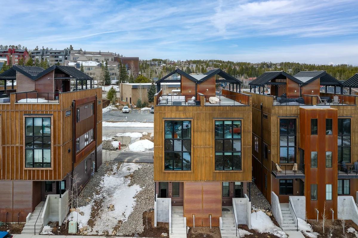 Row Roof Top Loft 57 #16