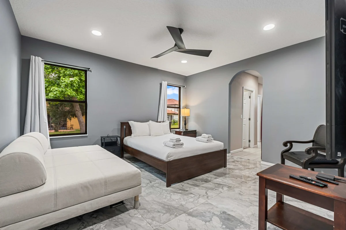 2939 Casabella #14