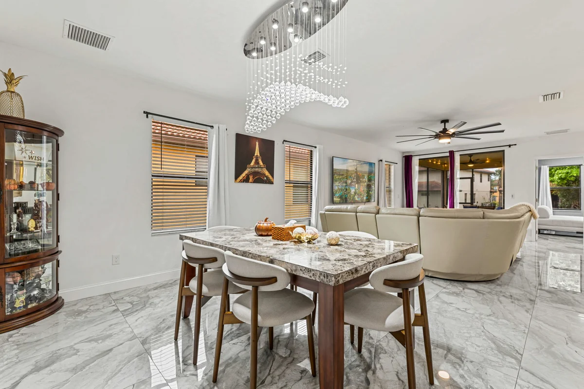 2939 Casabella #30