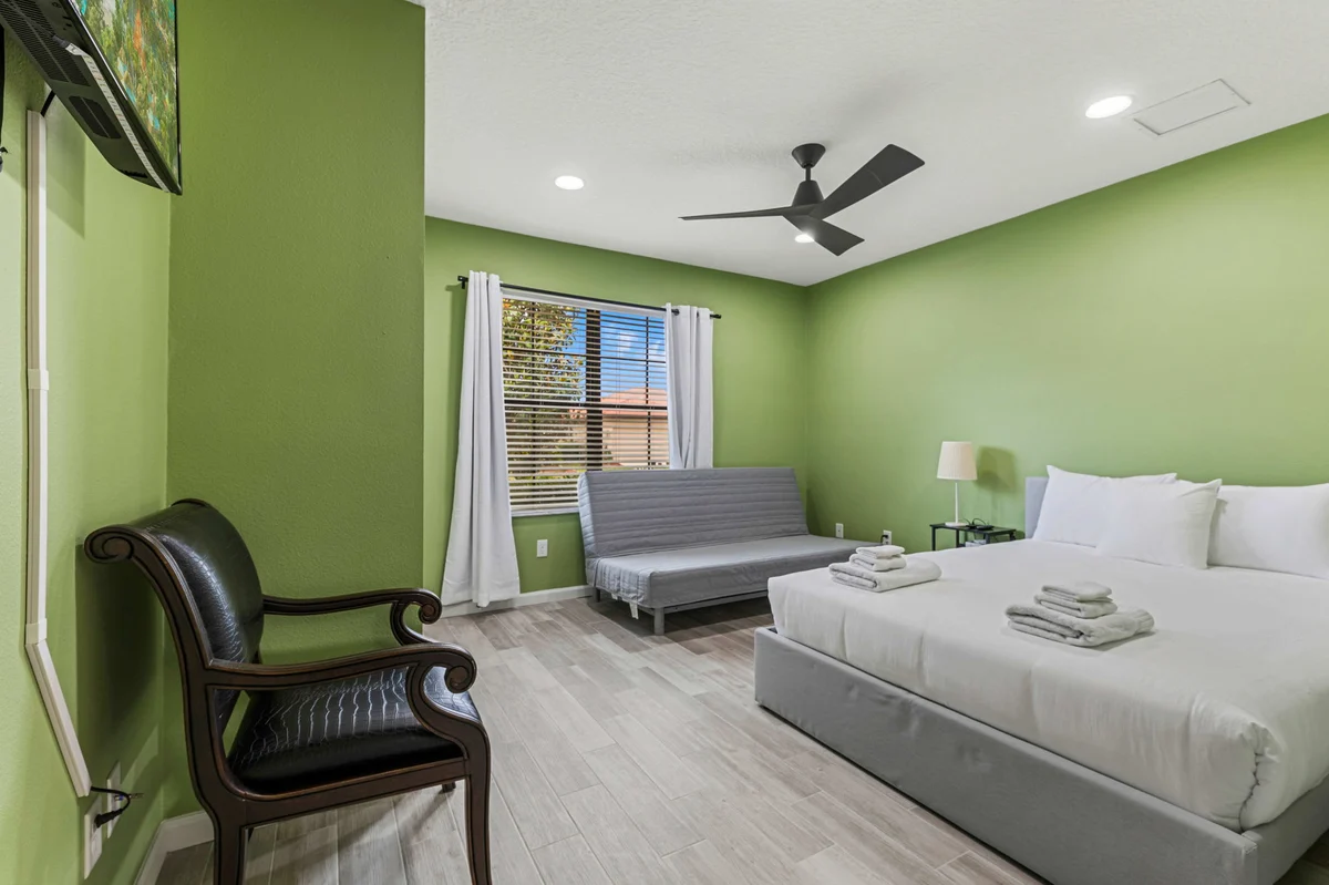 2939 Casabella #24