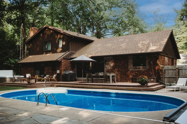 Loma House #89