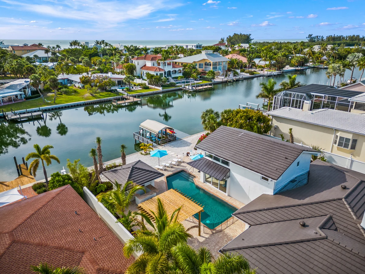 Manatee Cove #108