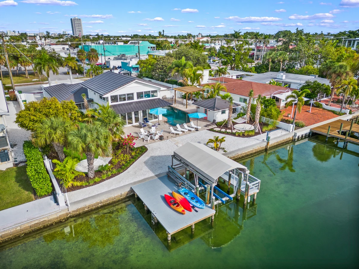 Manatee Cove #111