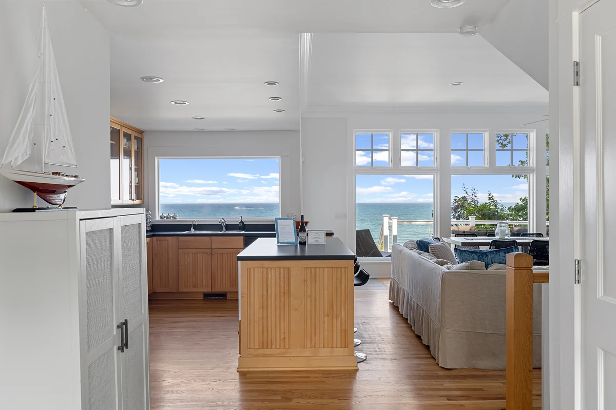 The Shore House #93