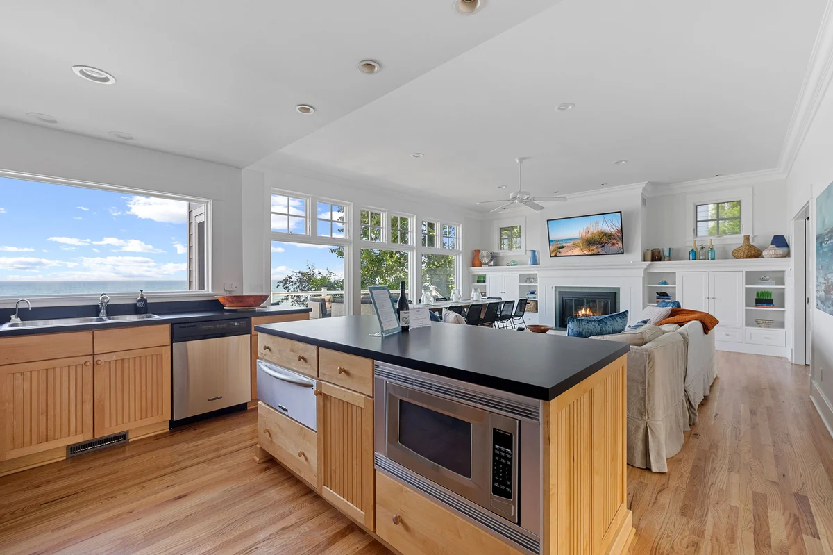 The Shore House #79