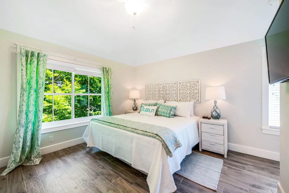 The Shore House #72