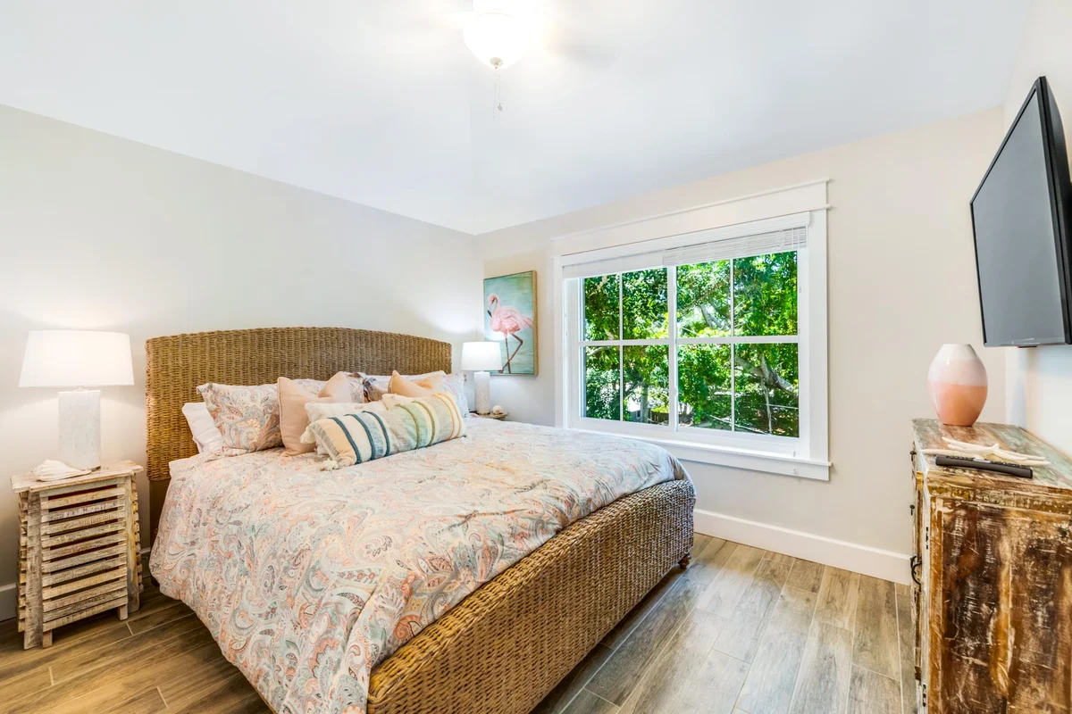 The Shore House #70