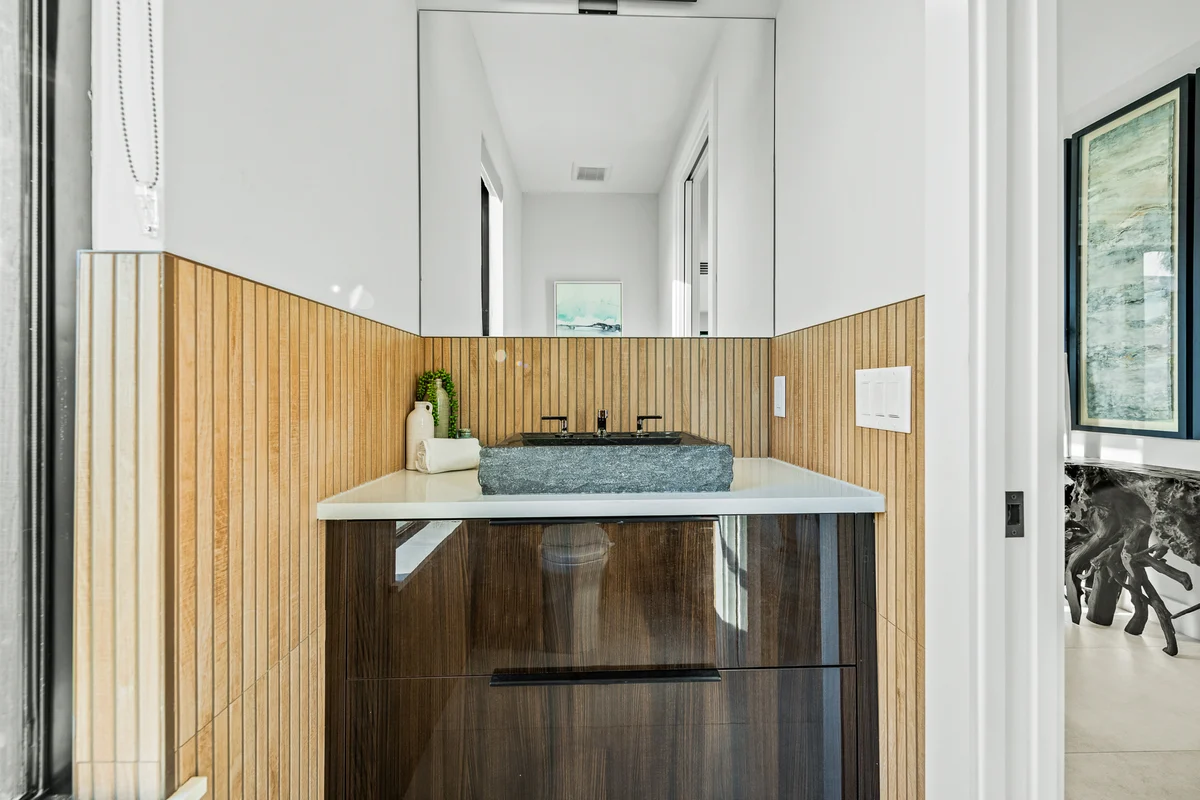 Knot A Basic Beach House #160