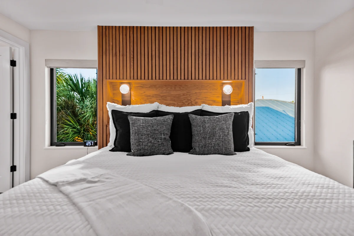 Knot A Basic Beach House #154