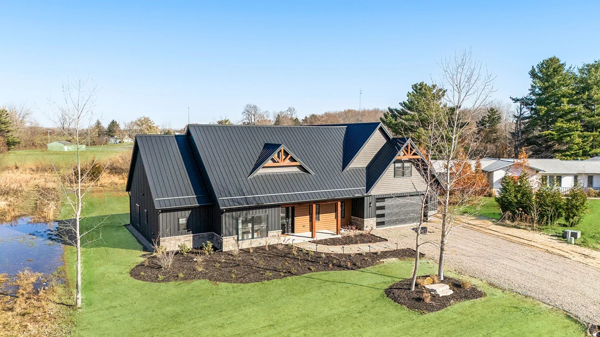 Obsidian House #90