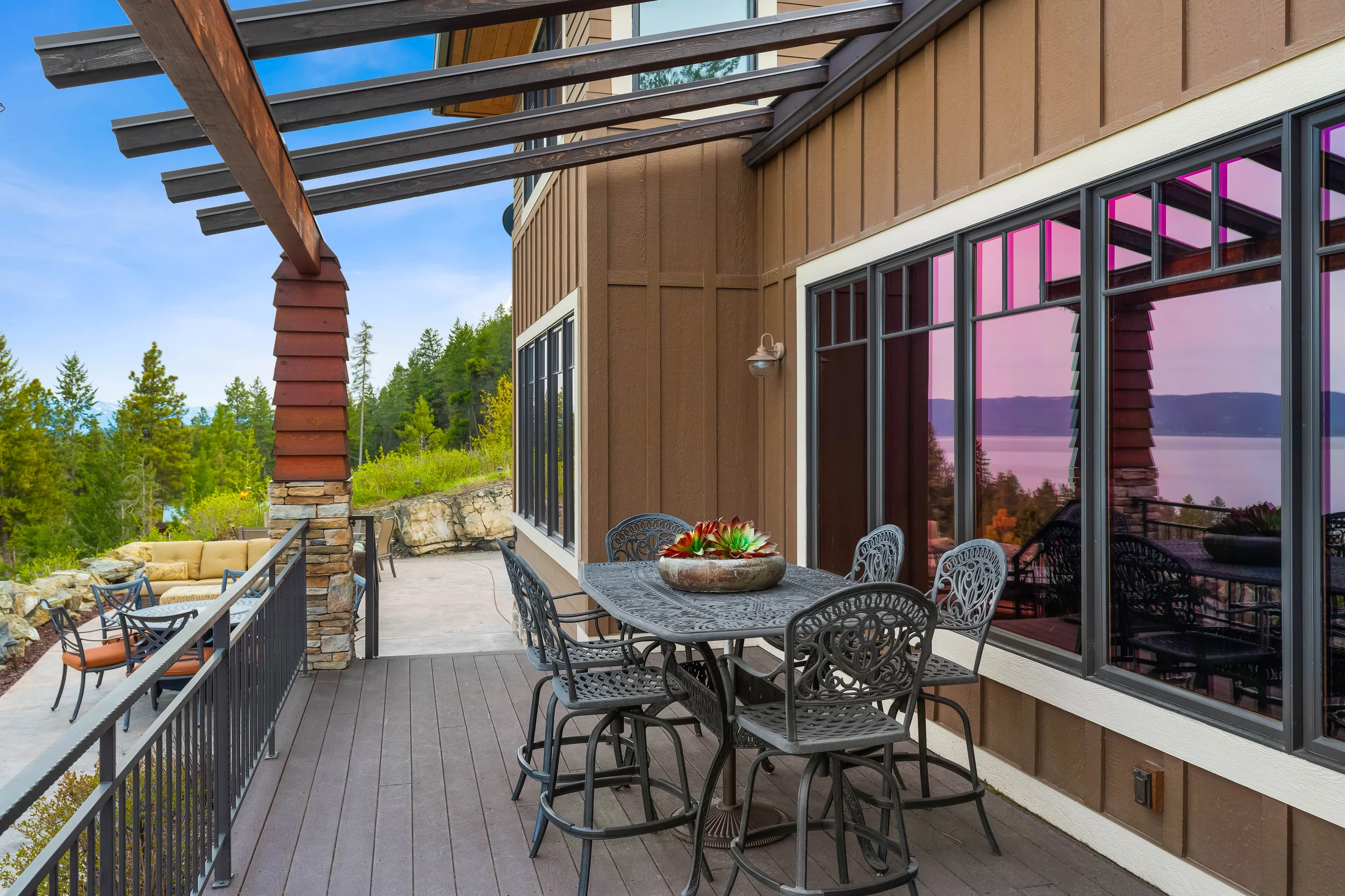 Flathead Lake Cliff Retreat #69