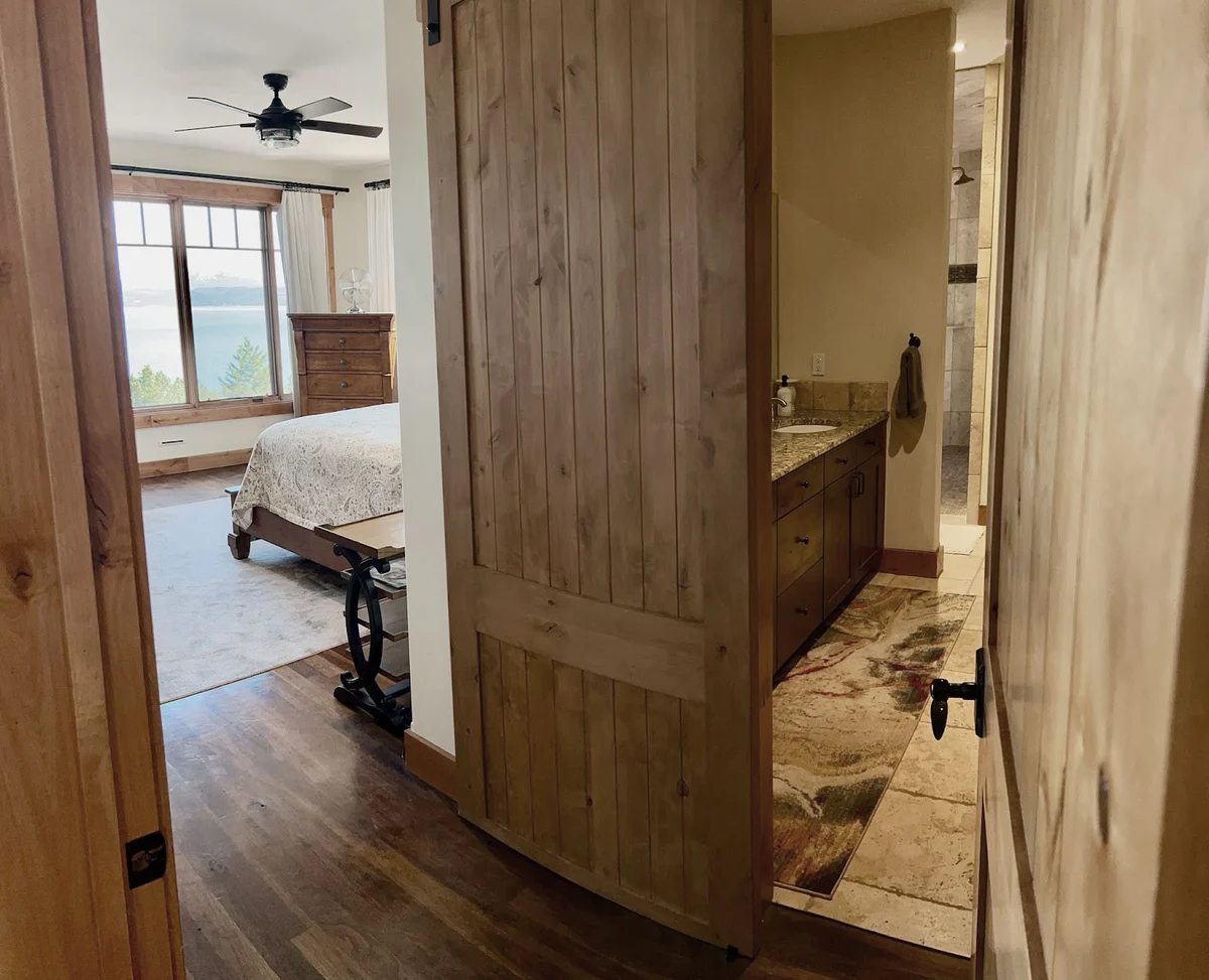 Flathead Lake Cliff Retreat #52