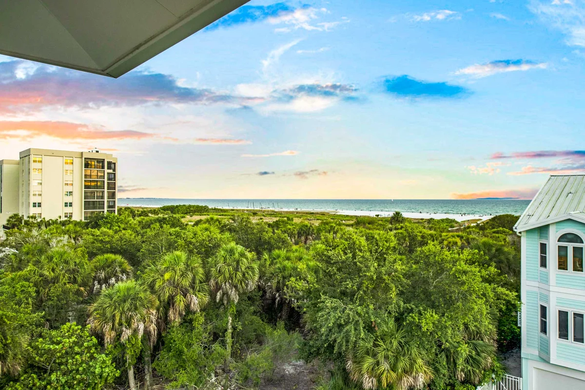 Ocean Overlook #93