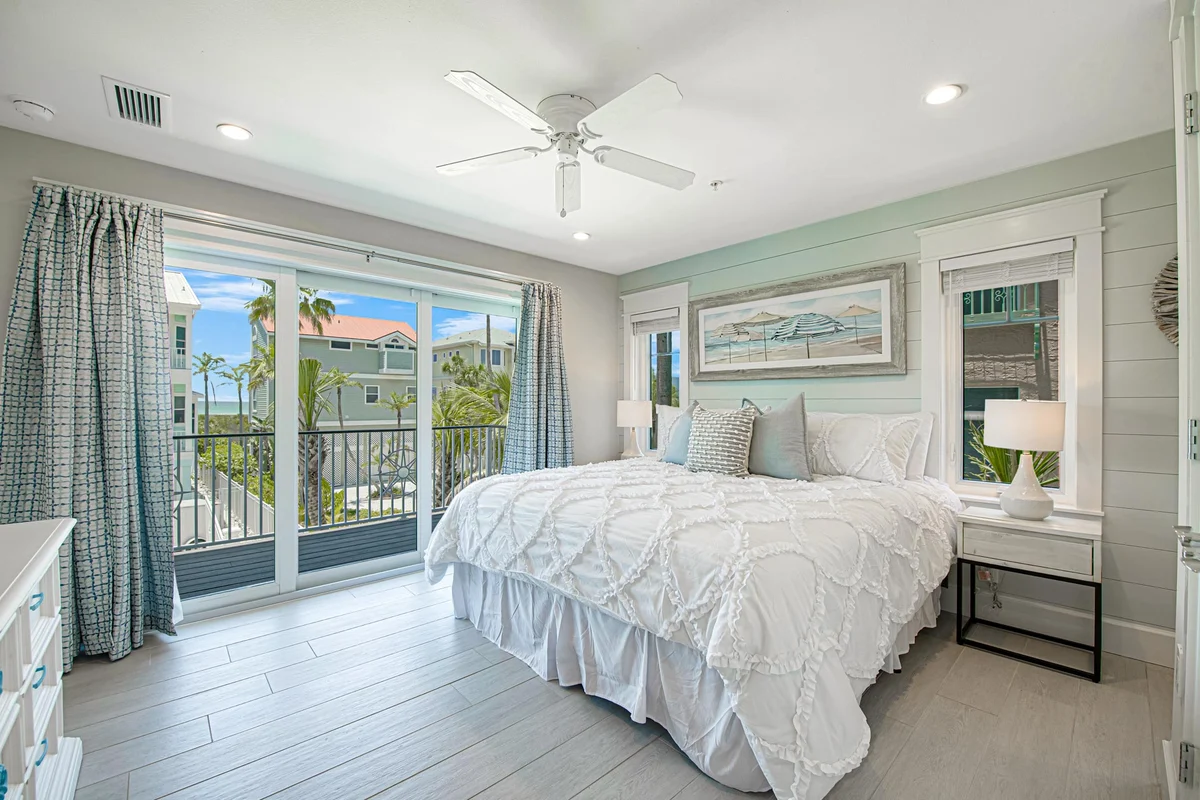 Ocean Overlook #72