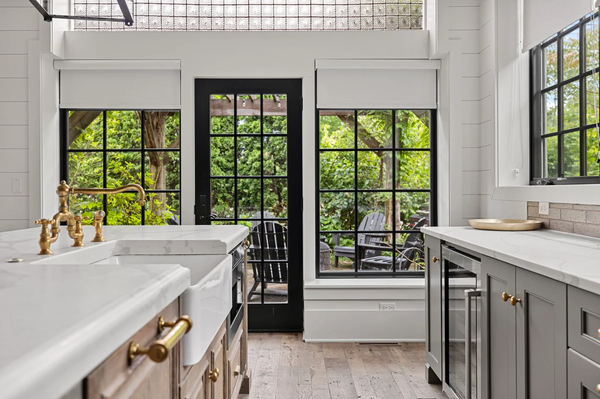 Black Door Bungalow #119