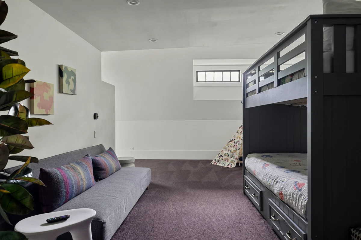 Black Door Bungalow #89