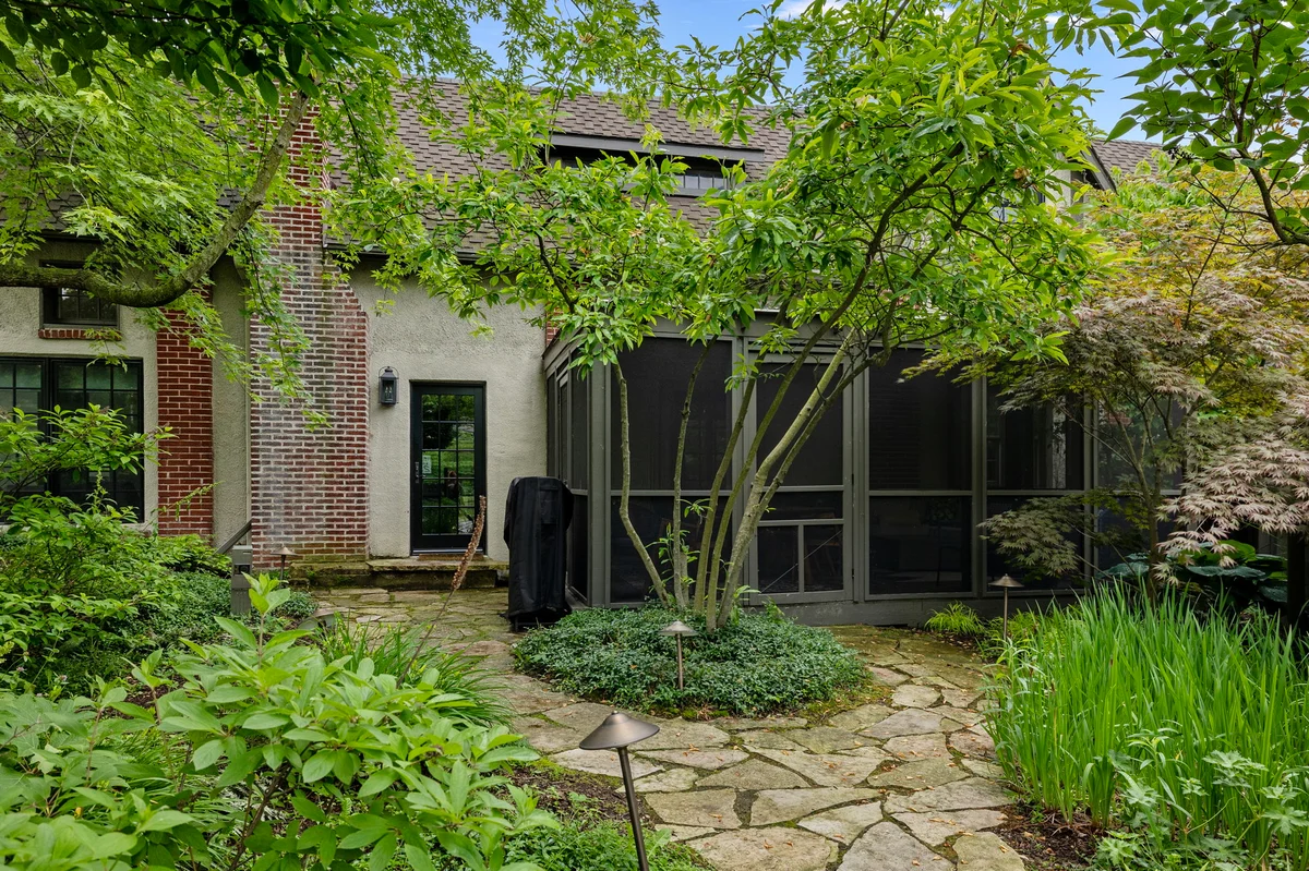 Black Door Bungalow #110