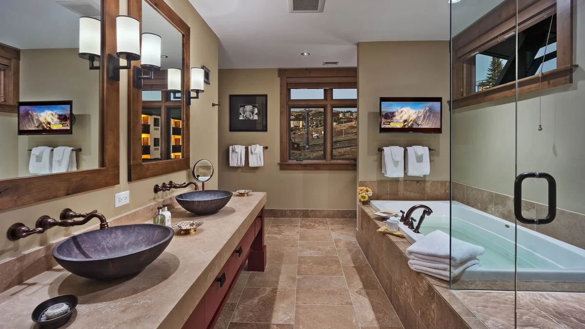 Condo in Steamboat Springs property photo 5