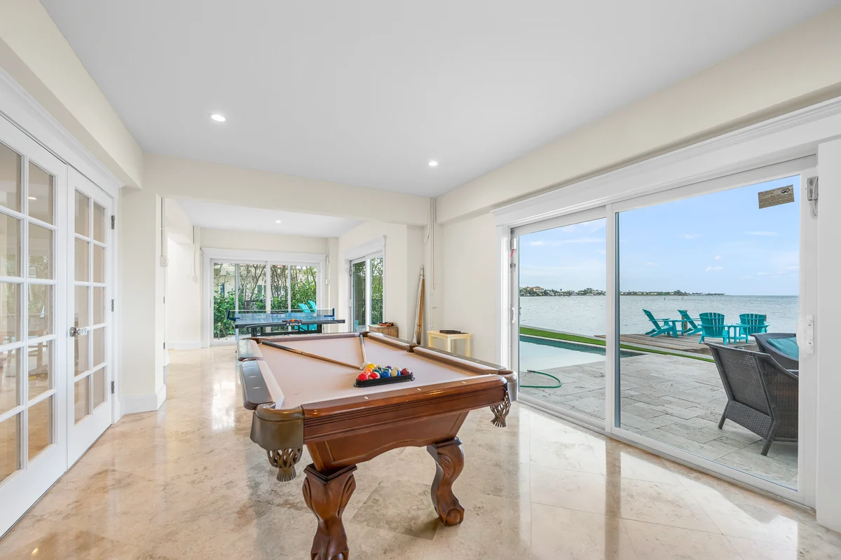 Bayfront Paradise (AMIL) #101