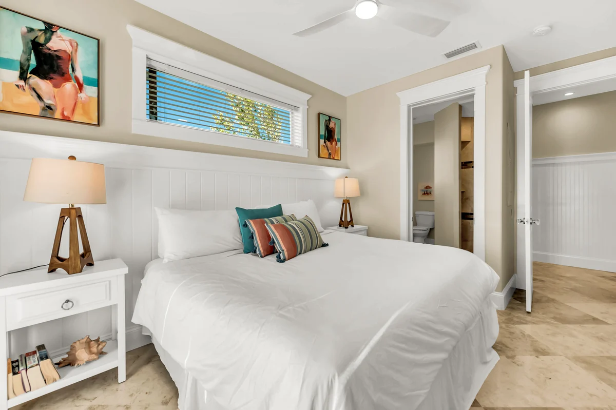 Bayfront Paradise (AMIL) #61