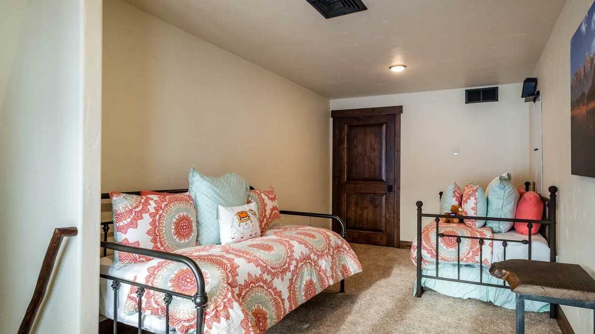 Appaloosa Mountain Lodge #50