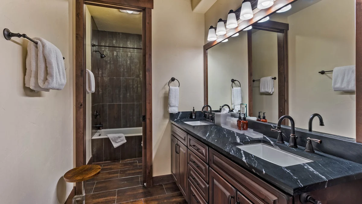 Appaloosa Mountain Lodge #49