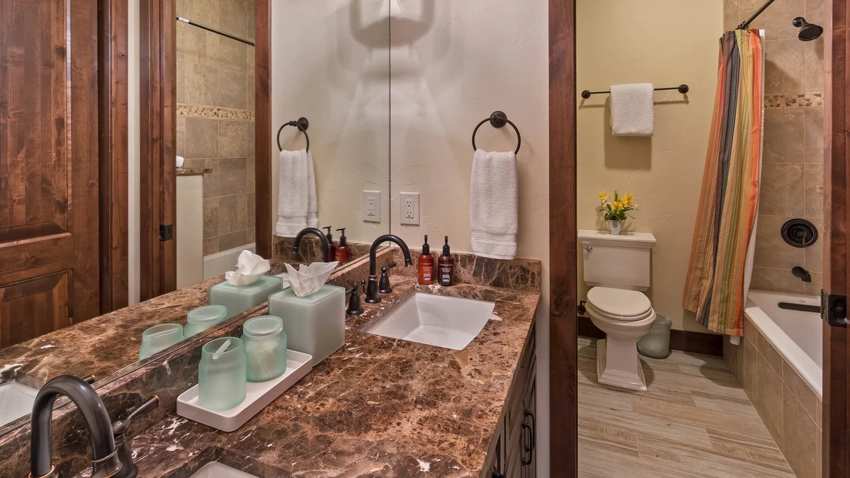 Appaloosa Mountain Lodge #52
