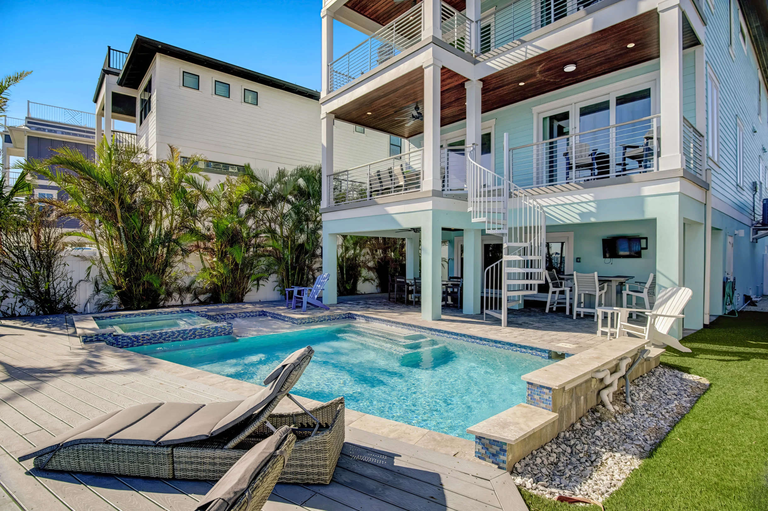 Bayfront Retreat #49