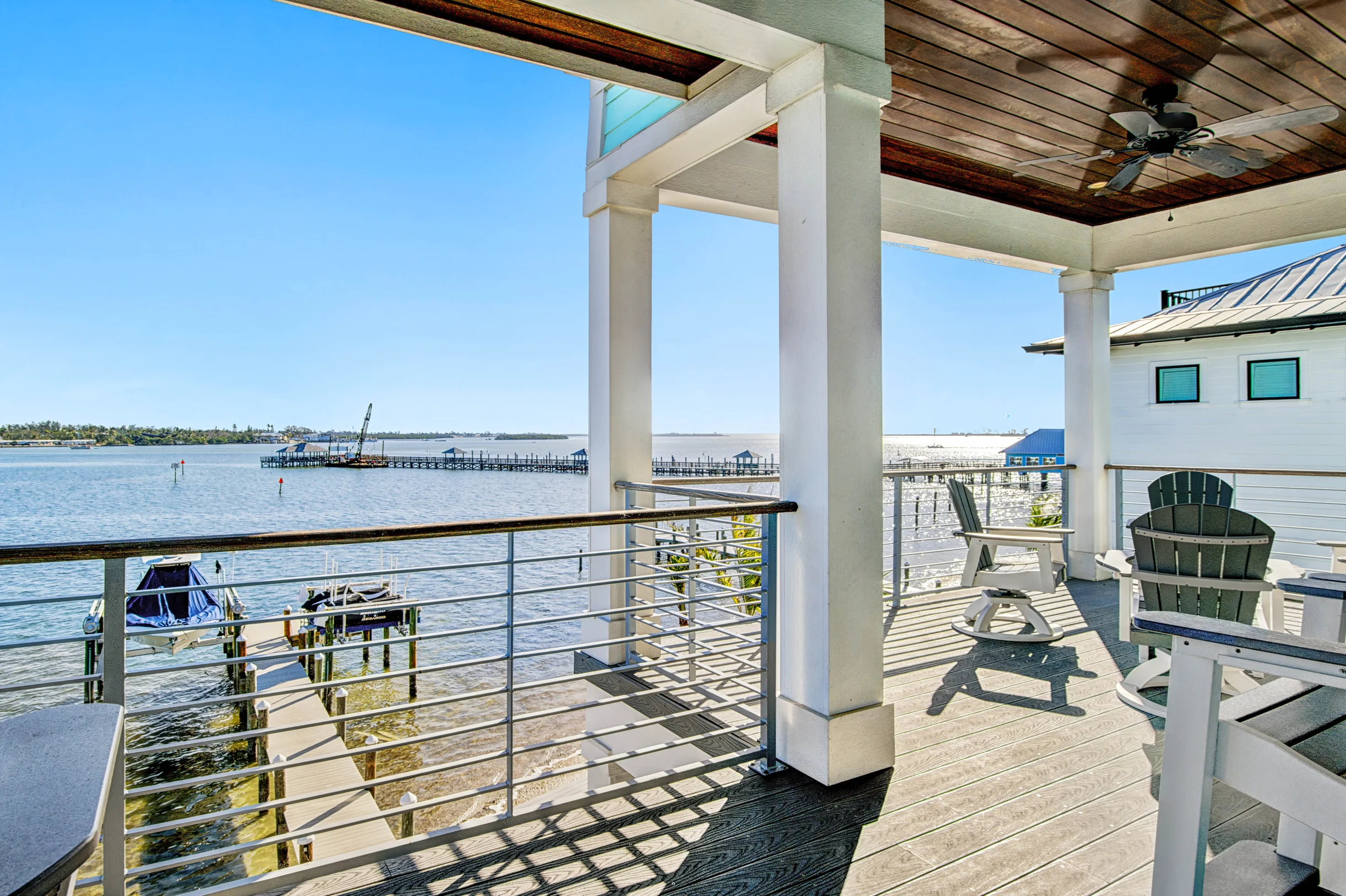Bayfront Retreat #84