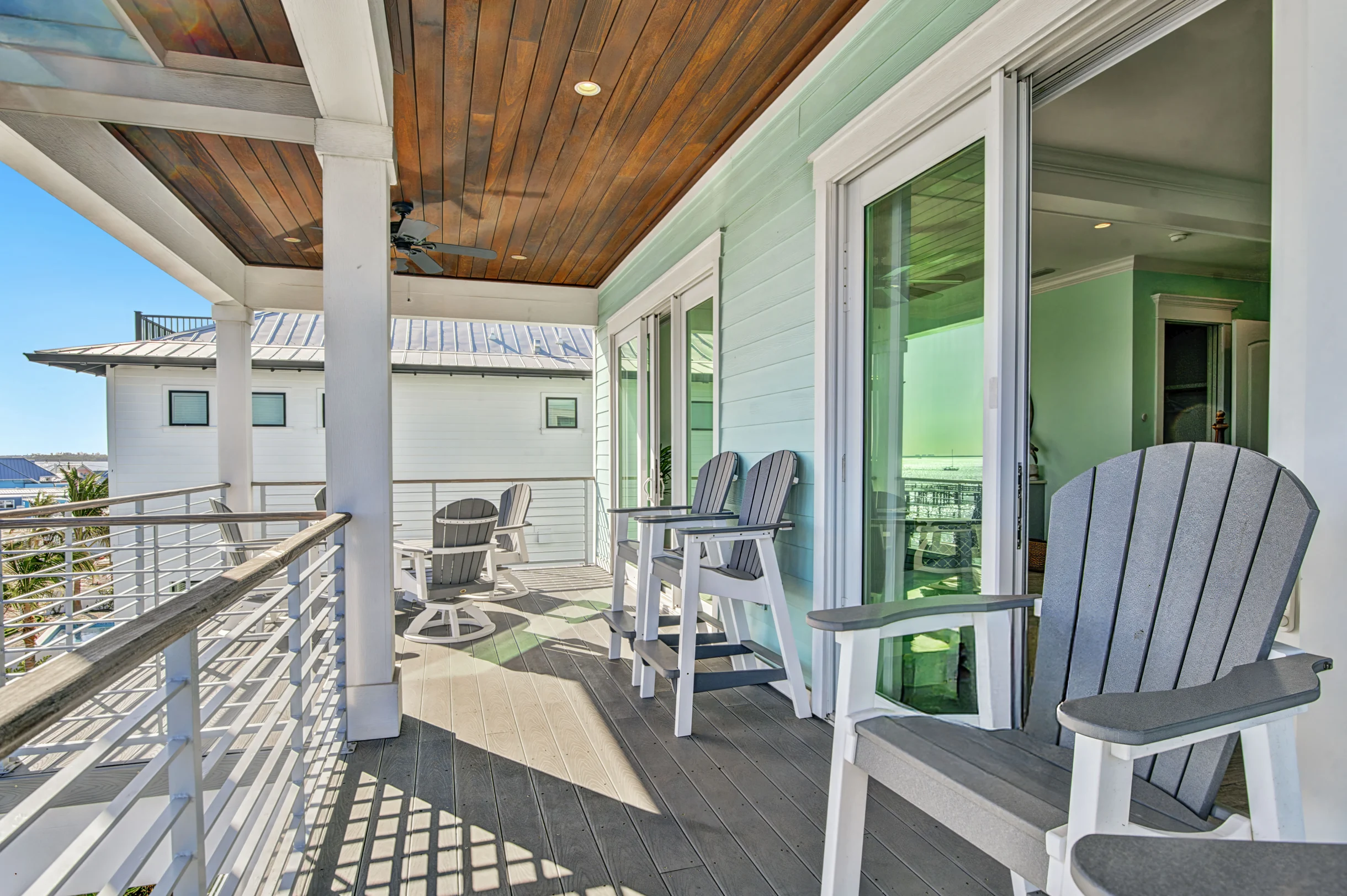 Bayfront Retreat #76