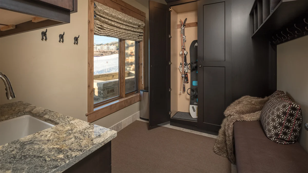 Edgemont #2201: Starlight Ridge #64