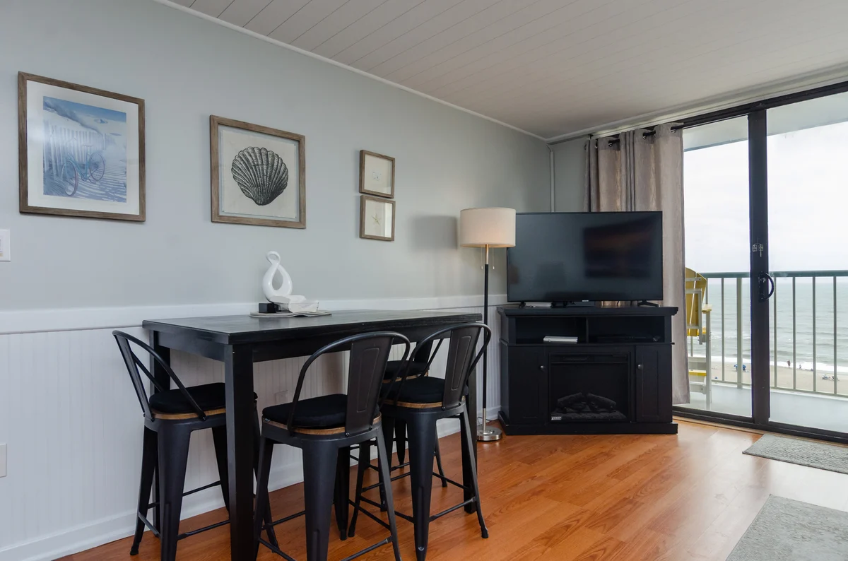 Condo in Carolina Beach property photo 5