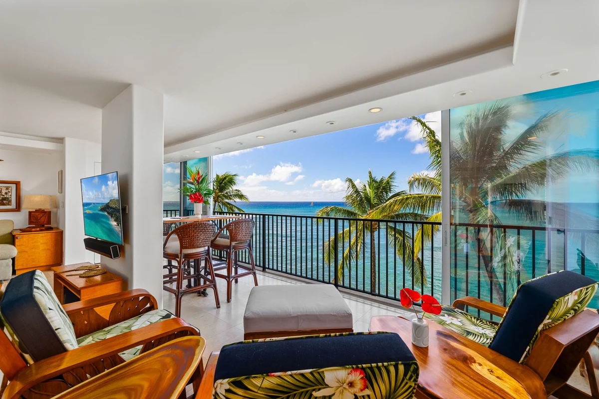 Kaimana Beach Penthouse #56