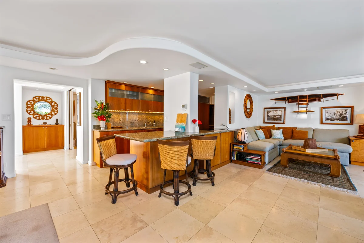 Kaimana Beach Penthouse #54