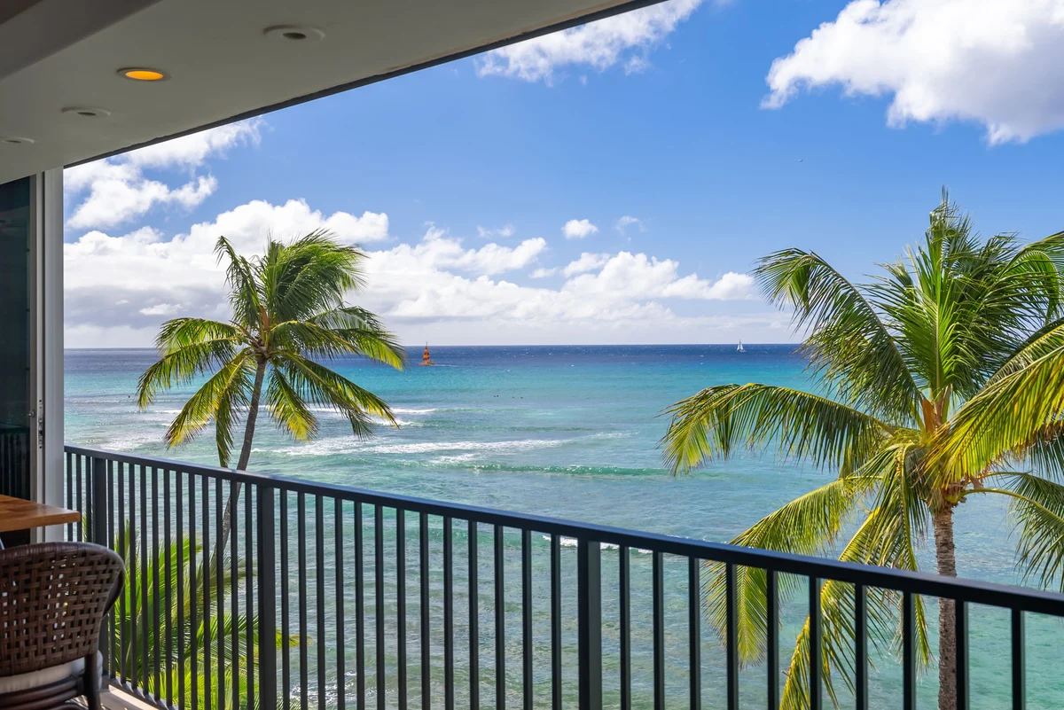 Kaimana Beach Penthouse #35