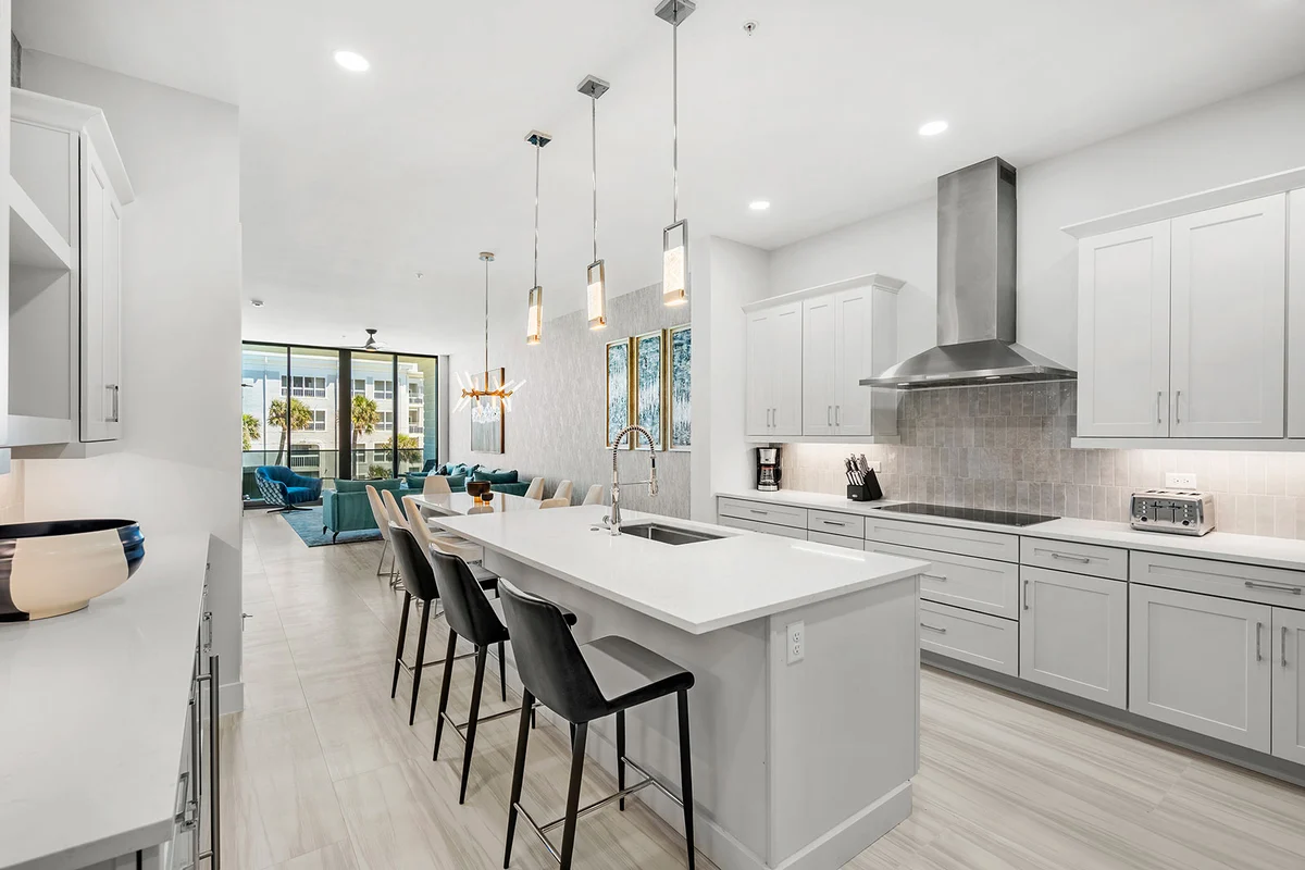 HI3051HL302: 3 bed, ocean breeze #63