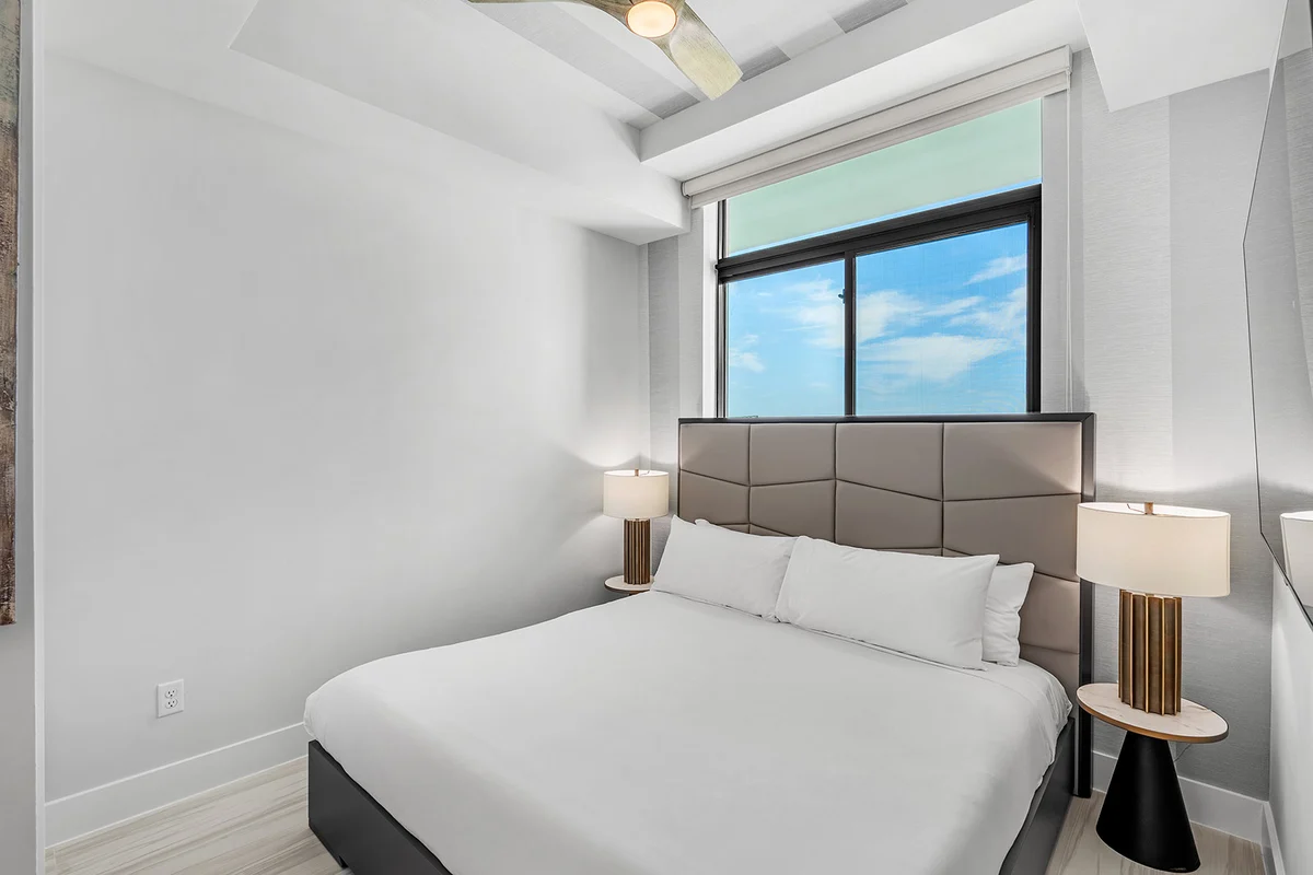 HI3051HL302: 3 bed, ocean breeze #77