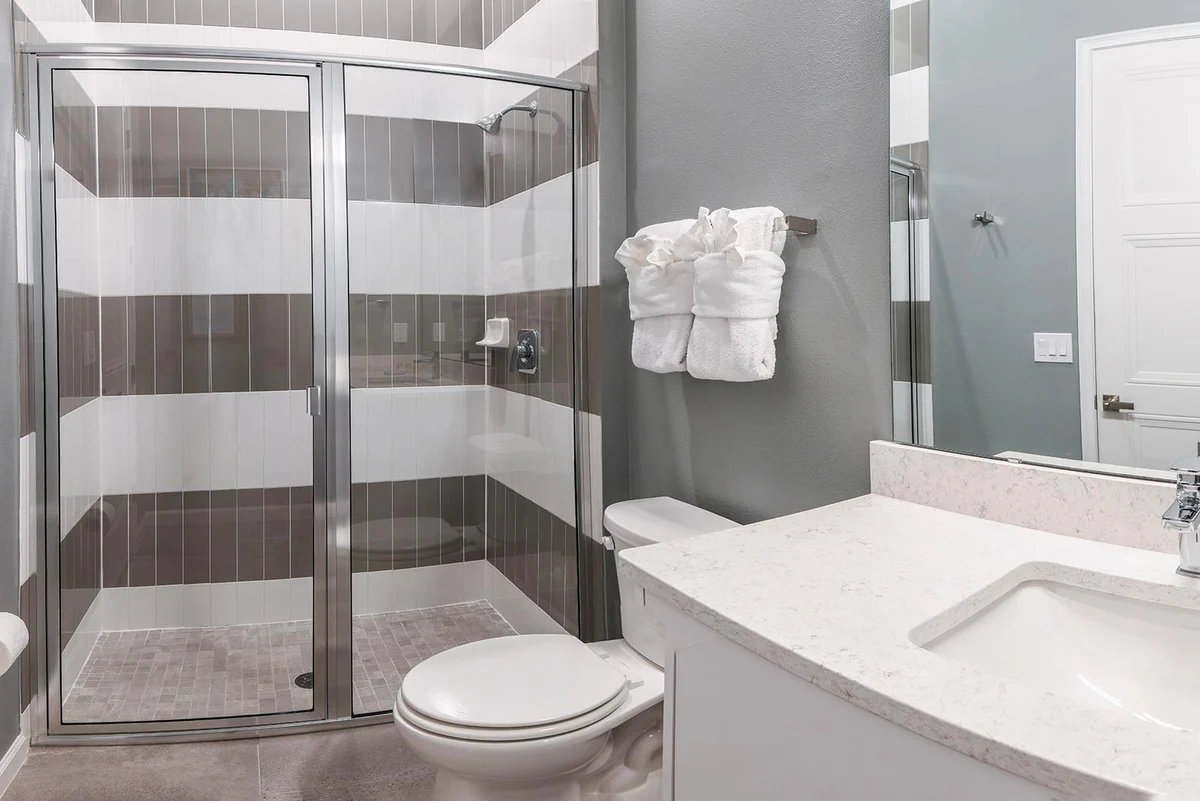 1724OB - 11 Bed - Gamer's Getaway - ST044 #92