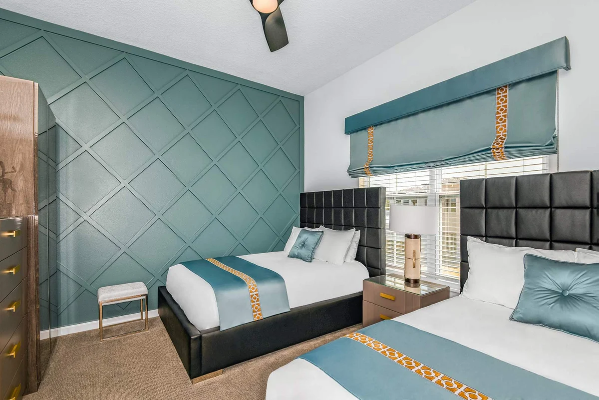 1724OB - 11 Bed - Gamer's Getaway - ST044 #48