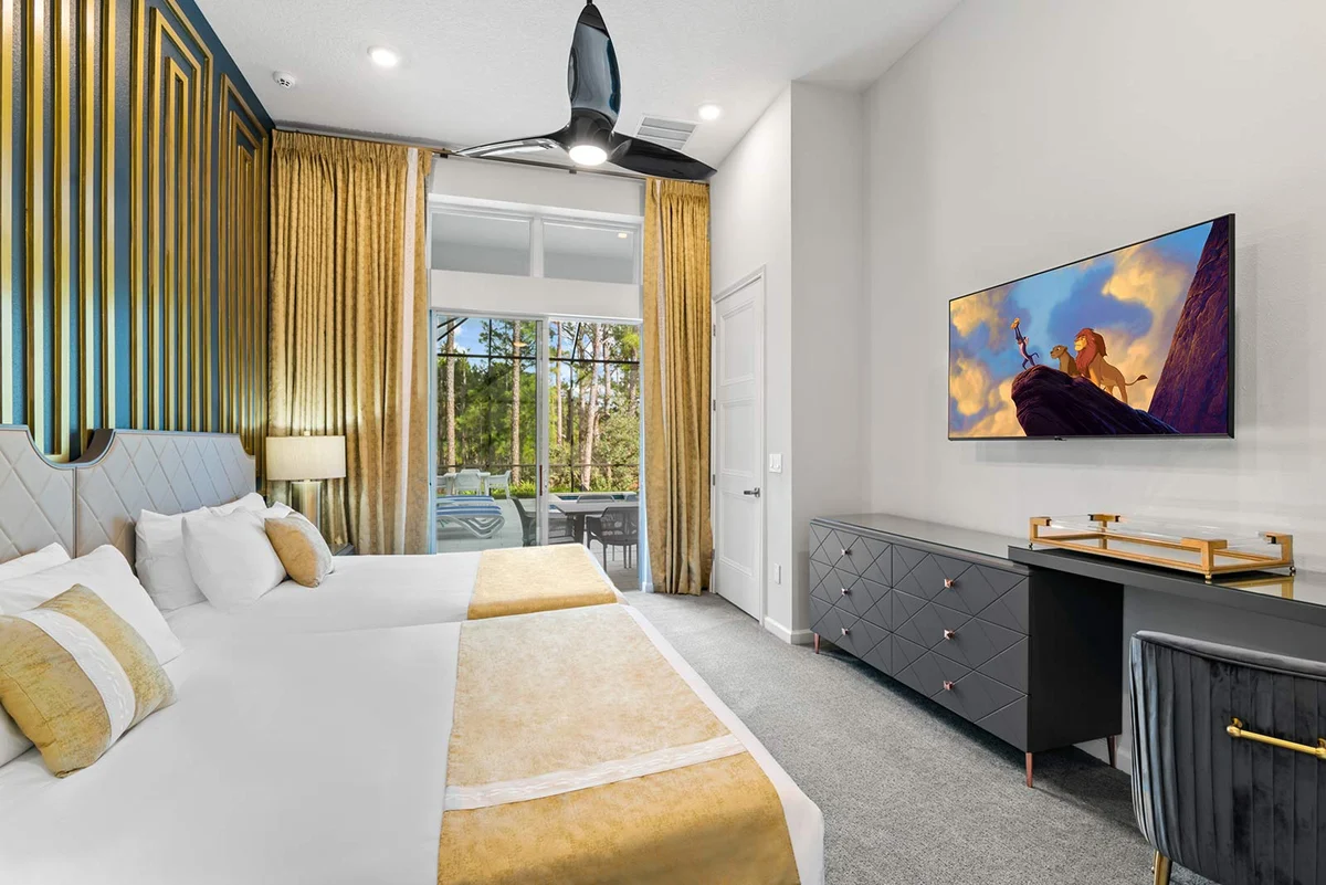 1770OB - 11 Bed - Royal Resort - ST061 #94