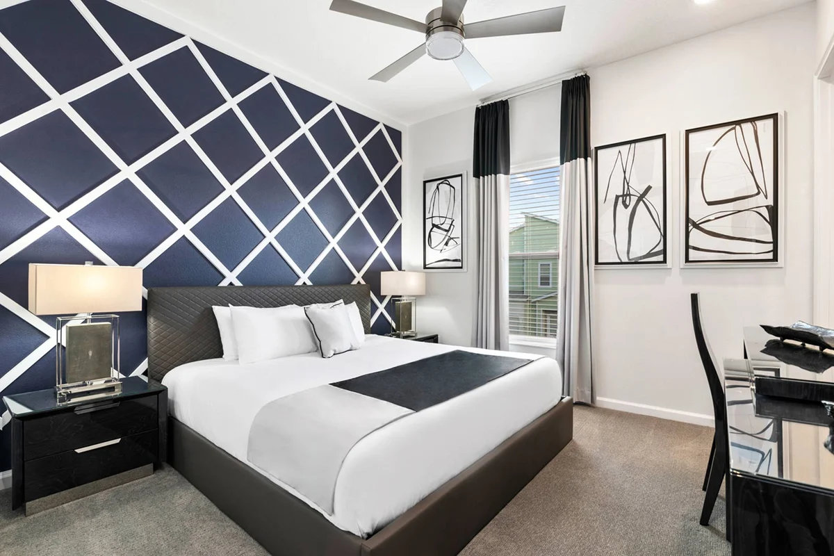 1770OB - 11 Bed - Royal Resort - ST061 #102