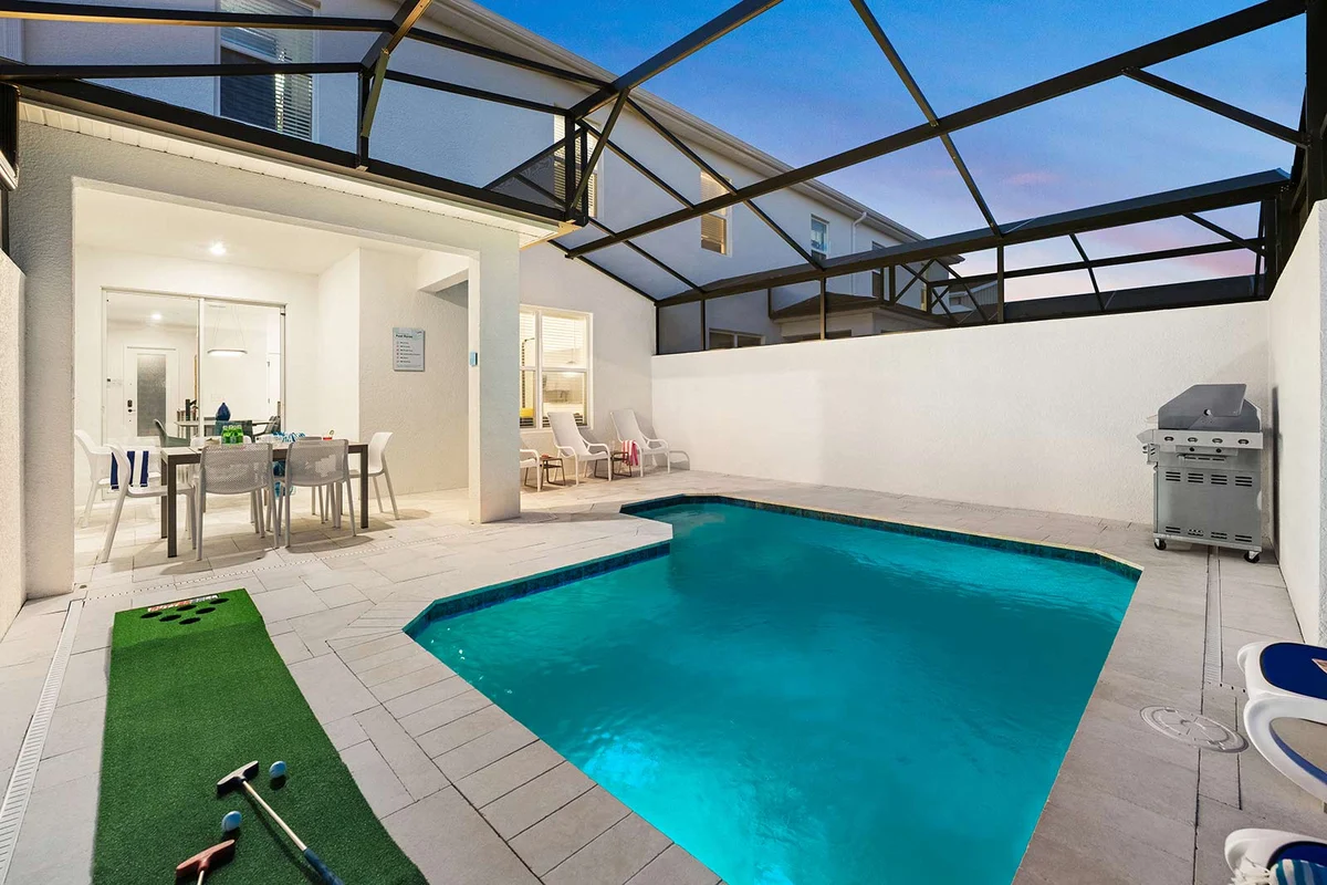VOR5415AA: 4 Bed, Dragon's Den, Pool #83