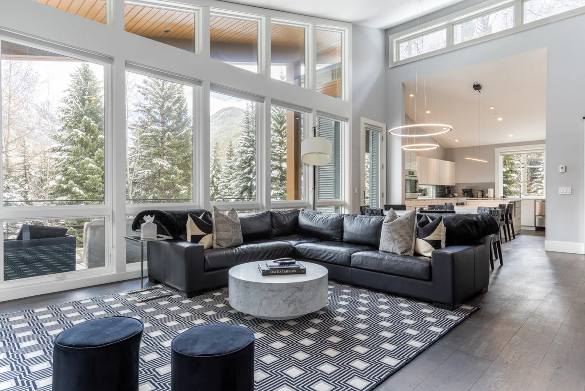 Aprés Chalet #85