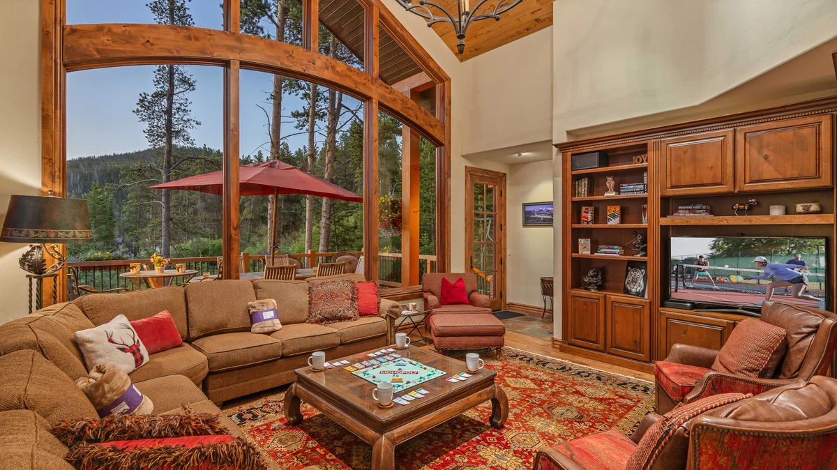 Cypress Mountain Chalet property photo 3