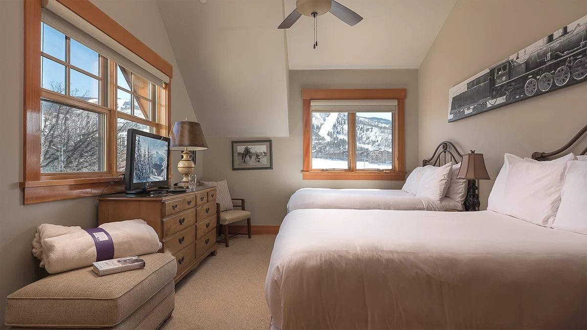 Storm Peak Chalet #40