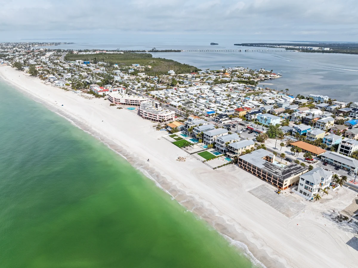 Beachfront Paradise #61
